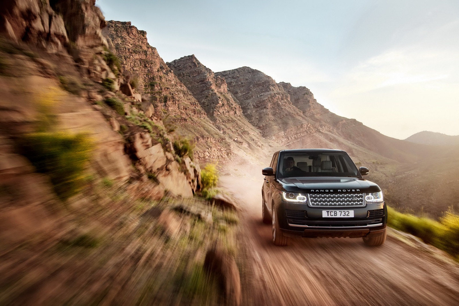 2013 Range Rover Mk4 ~ Autooonline Magazine